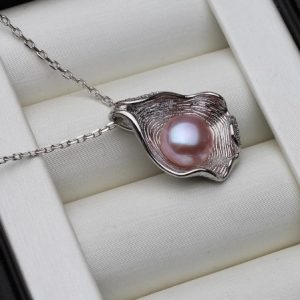 kagyló és gyöngy ezüst nyaklánc