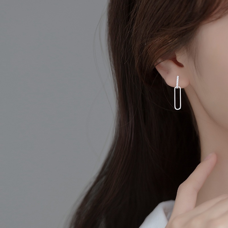 divatos ezüst fülbevaló