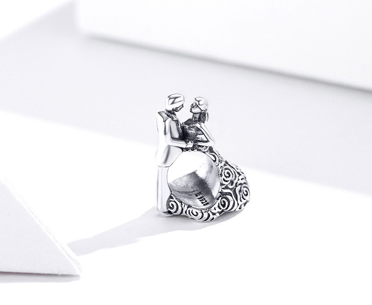 menyasszony és vőlegény ezüst charm