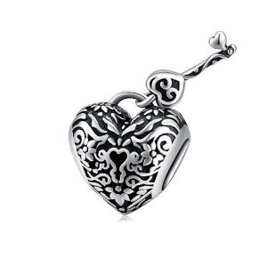 szív és kulcs ezüst charm